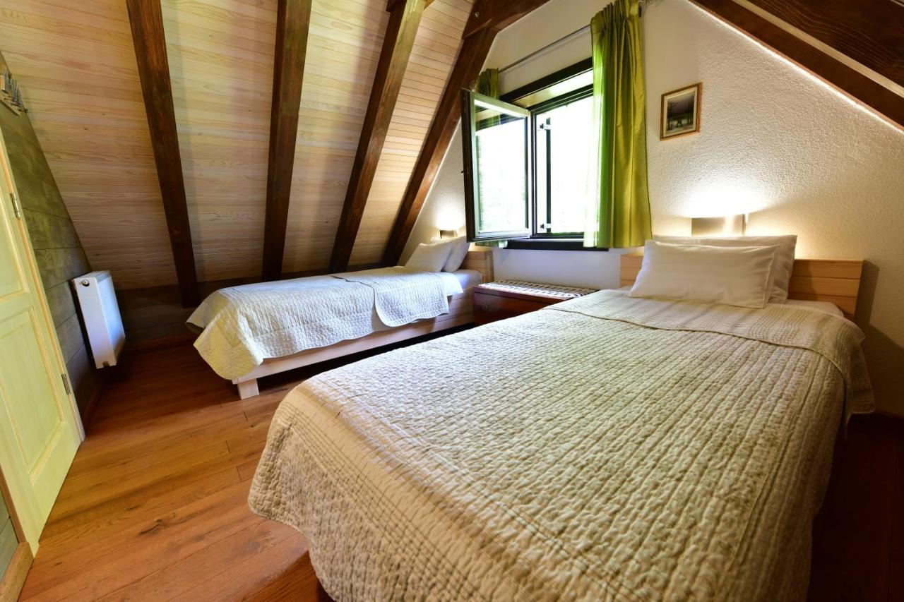 Villa Dobra Plitvička Jezera Buitenkant foto